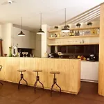 The Passenger Хостел Порту