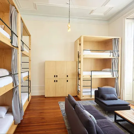 Hostel The Passenger Porto