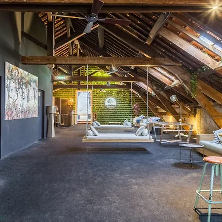 The Passenger Hostel *