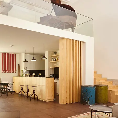 The Passenger Hostel Porto