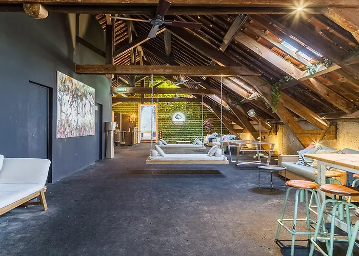 ザ パッセンジャー ホステル *