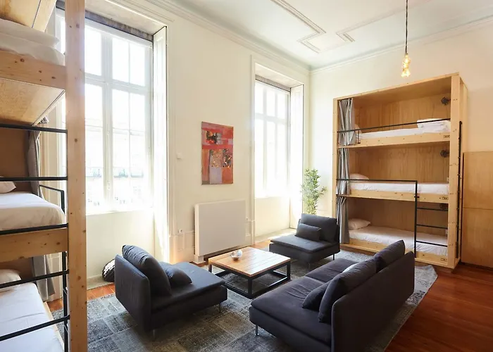 호스텔 패신저 *